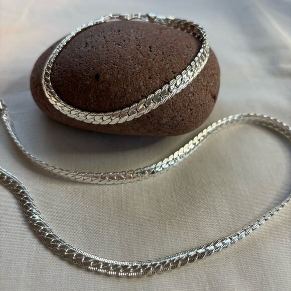 925 Sterling Silver Flat Link Chain Necklace & Bracelet Set - Picture 5 of 9